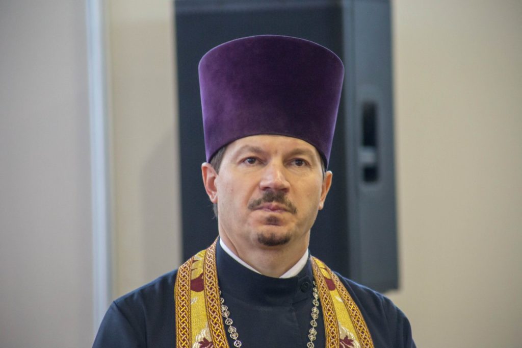 Сердечно поздравим нашего батюшку с Днем его Рождения. Многая и благая лета дорогому отцу Артемию!